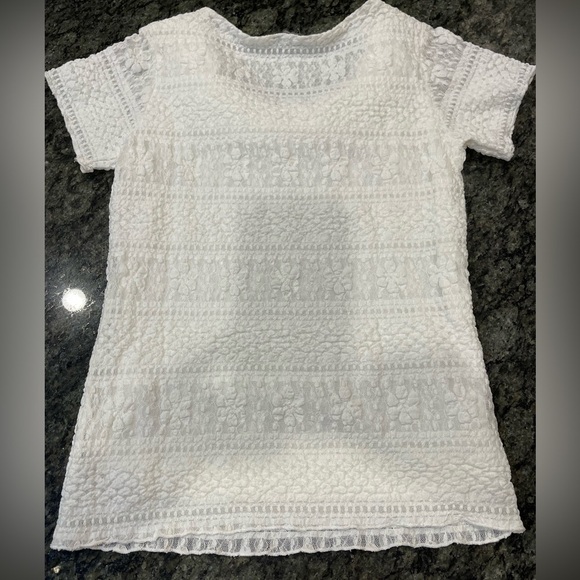 🤍Cute Forever Fashion white top size M w/ rosettes along neckline, lace fabric - Picture 2 of 5